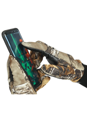 Soundtouch touch screen compatible gloves in camo using a cell phone