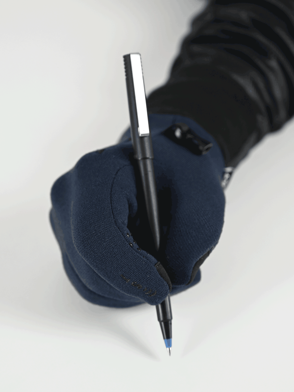Merino Soundtouch glove liner holding pen